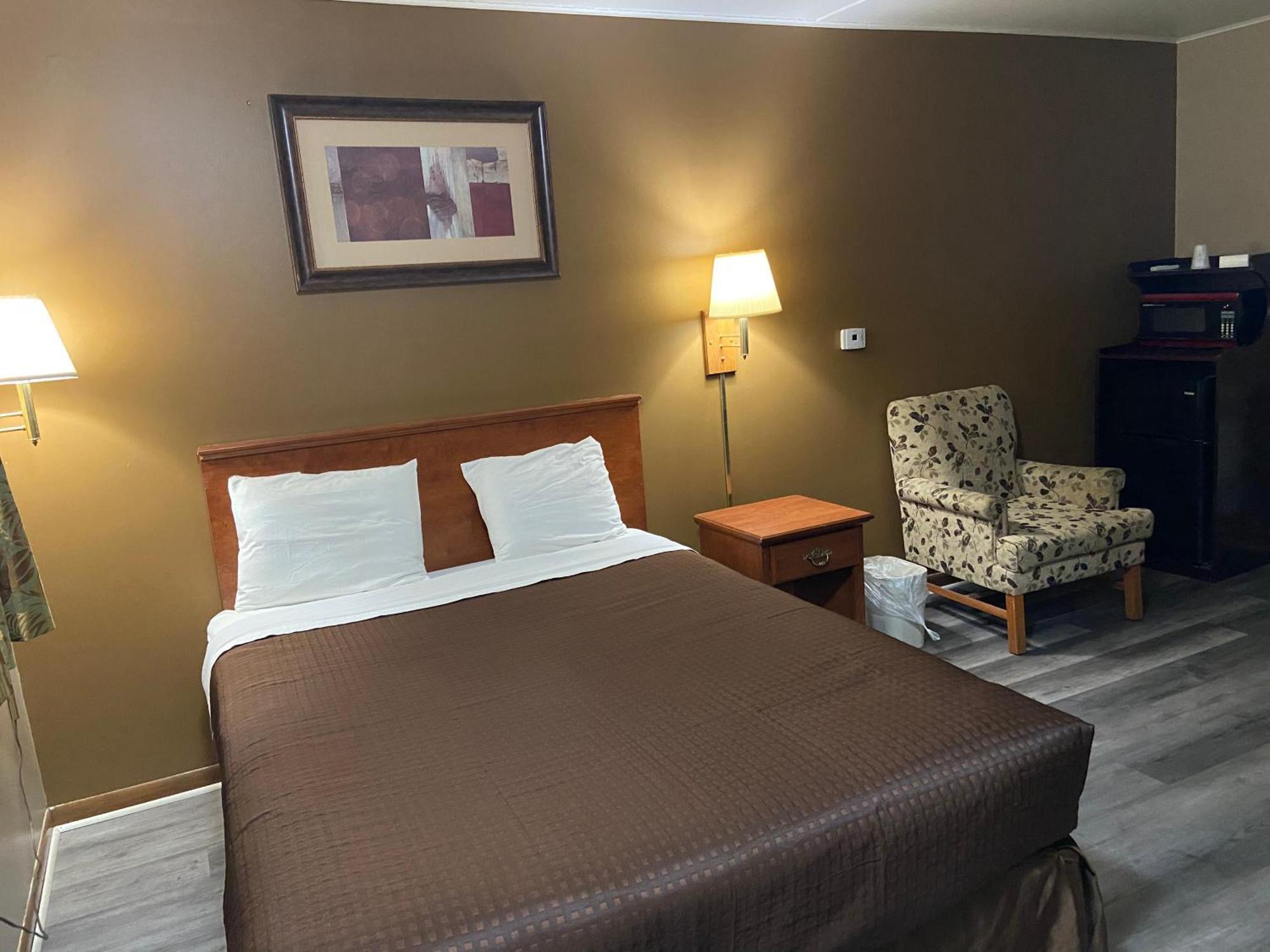 Colonial Inn Dyersville Ngoại thất bức ảnh